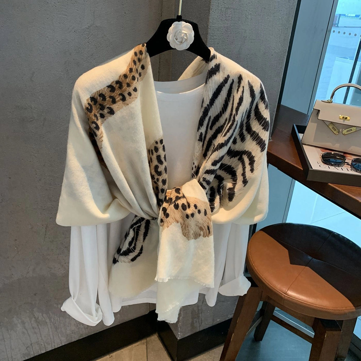 Leopard Print Soft-Woven Shawl - Eastern Aura product image 9