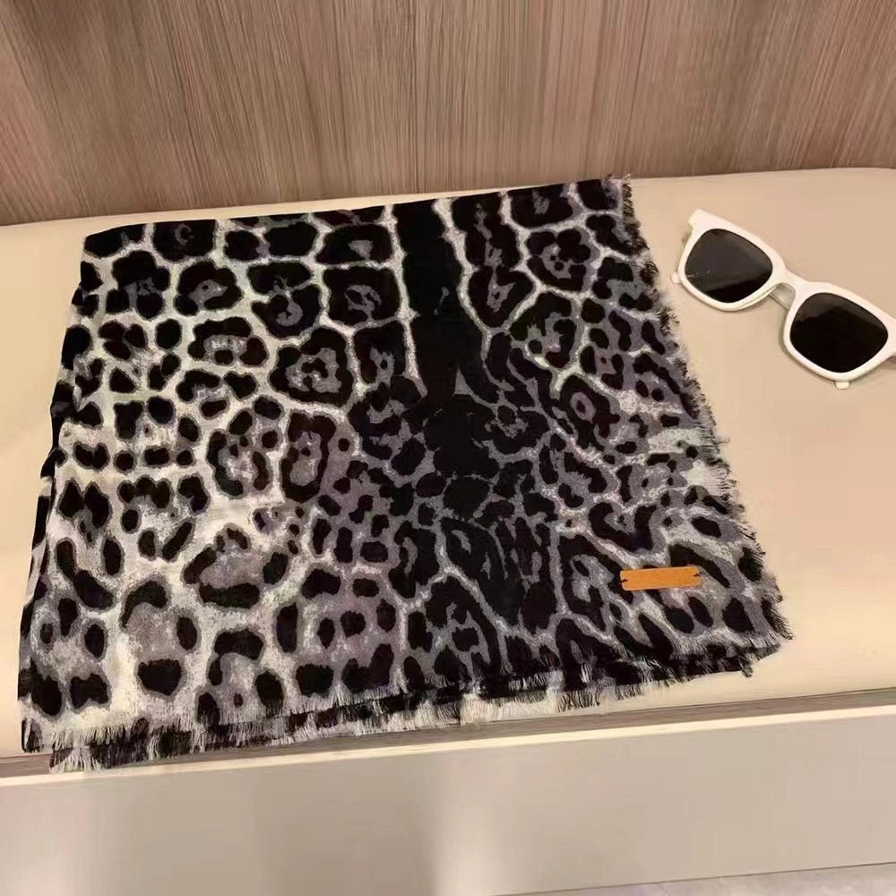 Leopard Print Soft-Woven Shawl - Eastern Aura product image 12
