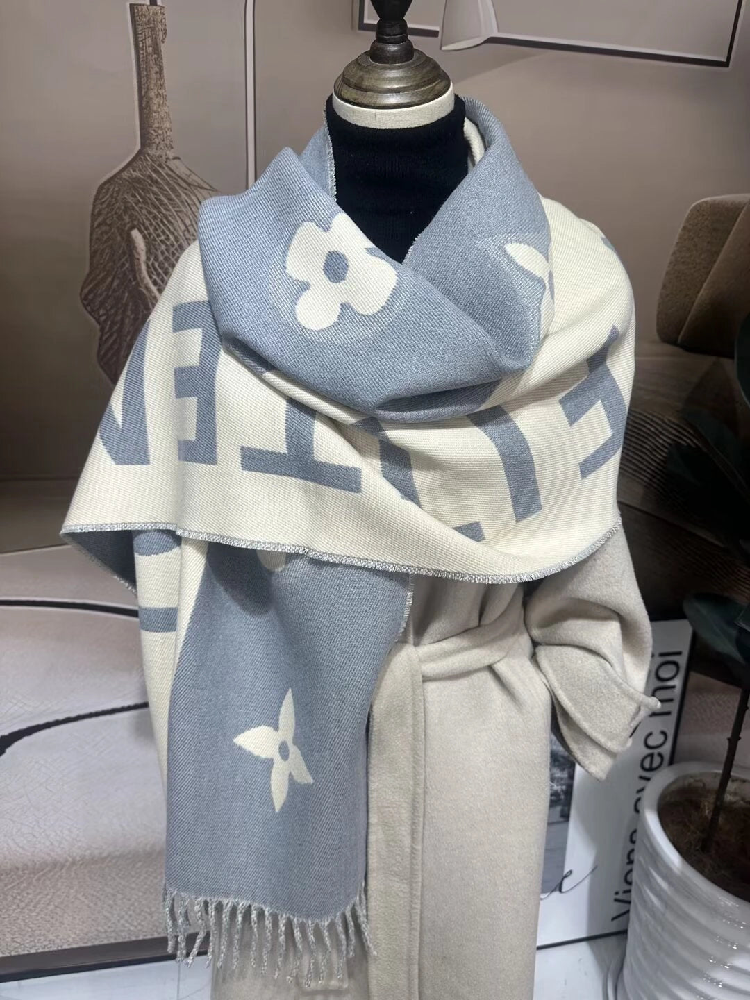 Celestial Motif Soft-Woven Shawl - Eastern Aura product image 51