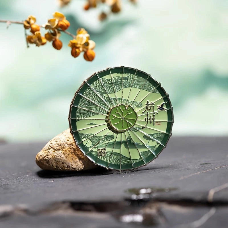West Lake Oil-Paper Umbrella Art Magnet - Eastern Aura detail image 2