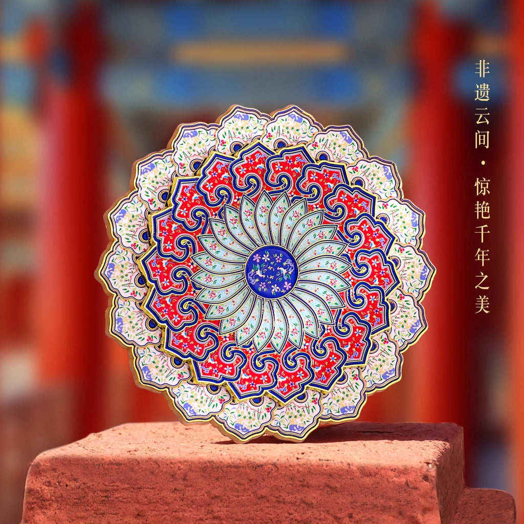 Eastern Aura Cloud Shoulder Heritage Art Magnet — product detail image 3