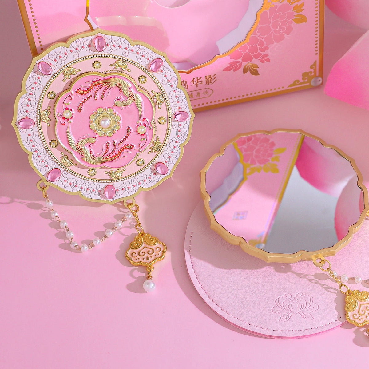 Eastern Aura Beijing Heritage Handle Mirror — product detail image 7